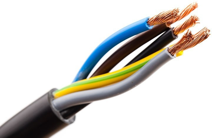 ما هي أنواع الأسلاك الكهربائية؟