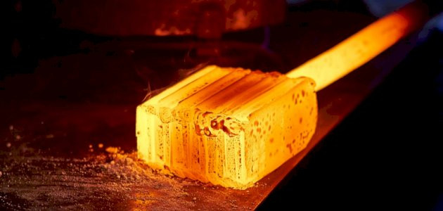 كيف يتم صهر الحديد؟
