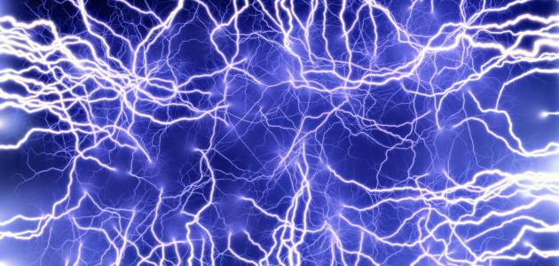 ما أهمية الكهرباء الساكنة في حياتنا ؟